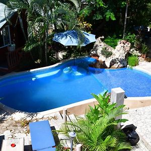West Bay Lodge And Spa